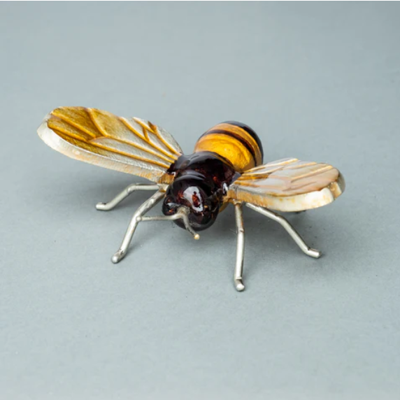 Tilnar Art - Gold Wing Bee