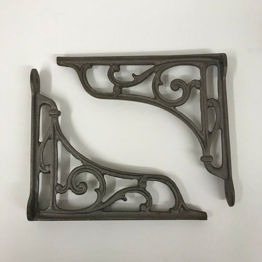 Metal wall bracket